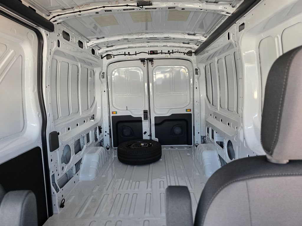 New 2026 Ford Transit 250 148 Medium Roof RWD image 42