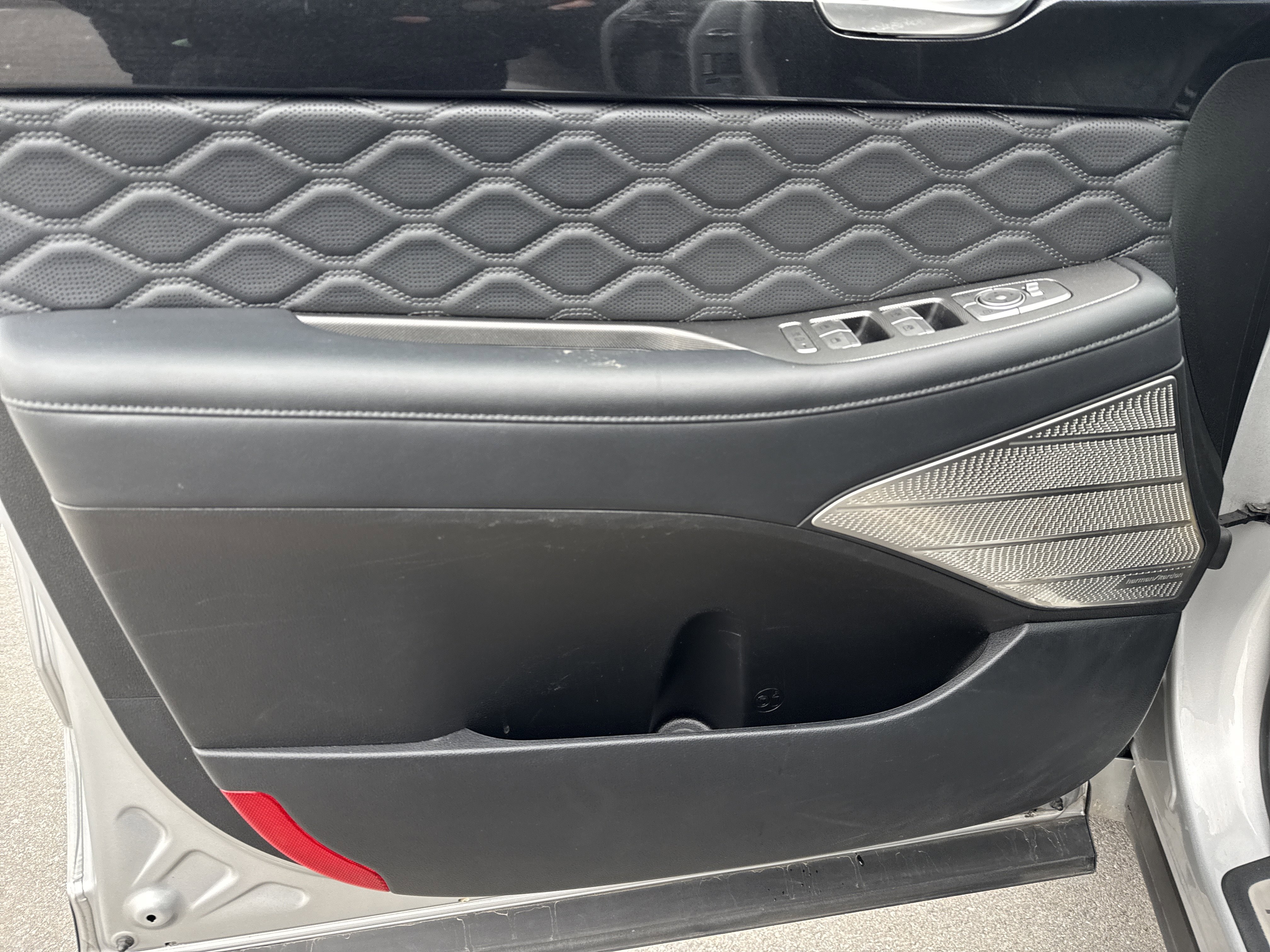 Used 2021 Hyundai Palisade Calligraphy image 16