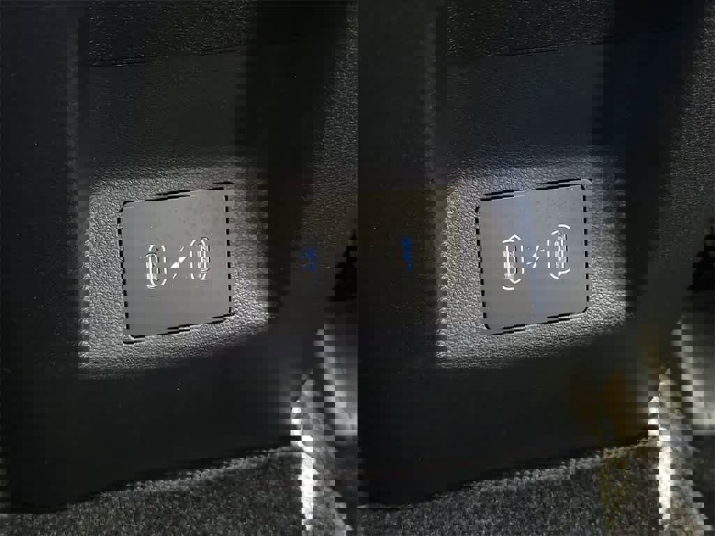 Used 2025 Hyundai Tucson SE image 12