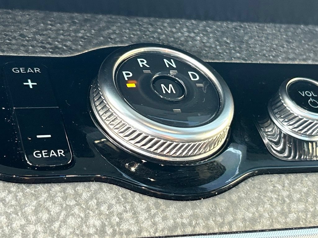 Used 2025 Ford Expedition Tremor AWD/4WD image 15