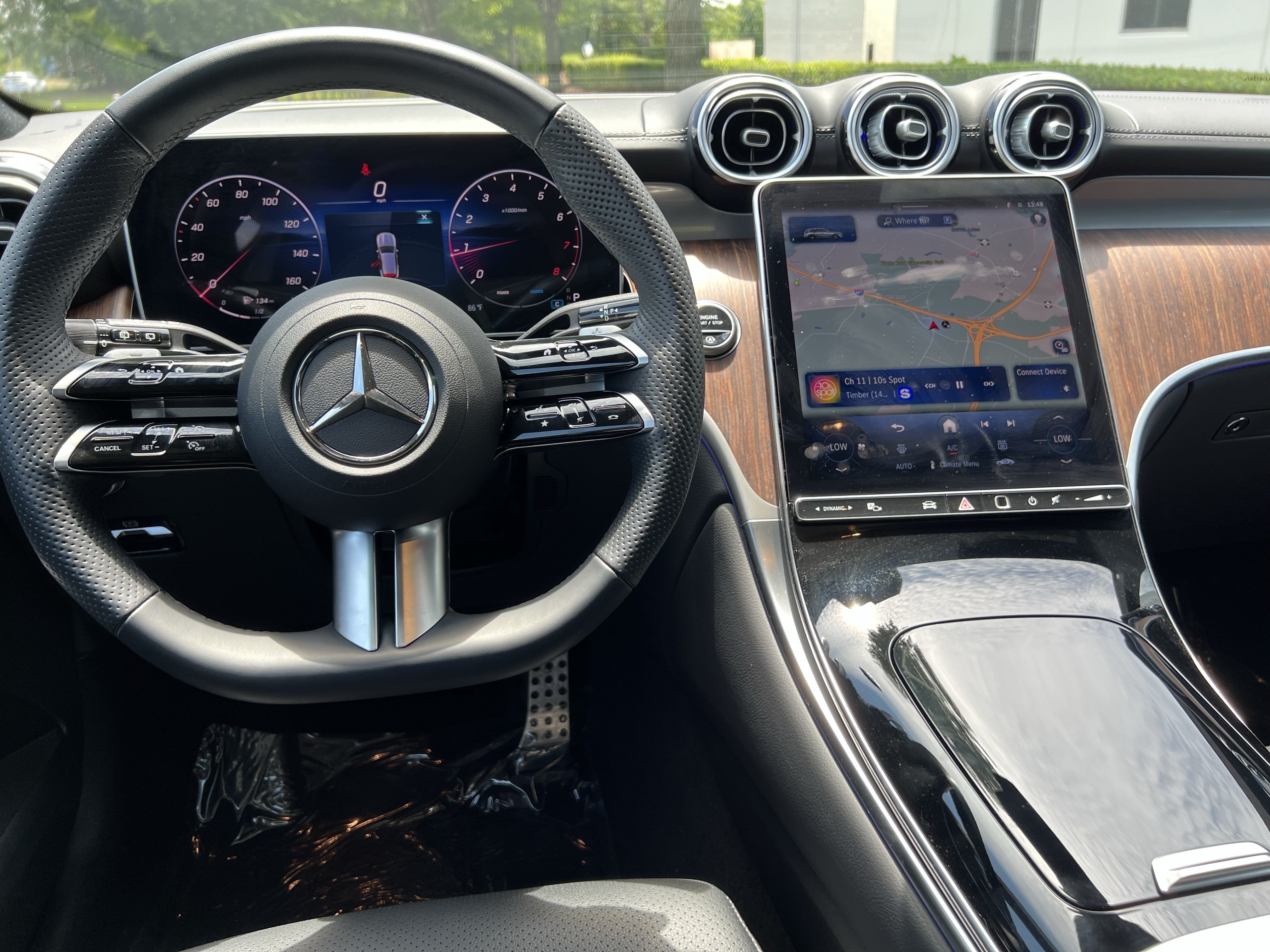 Certified 2025 Mercedes-Benz GLC 300 4MATIC w/ AMG Line image 30