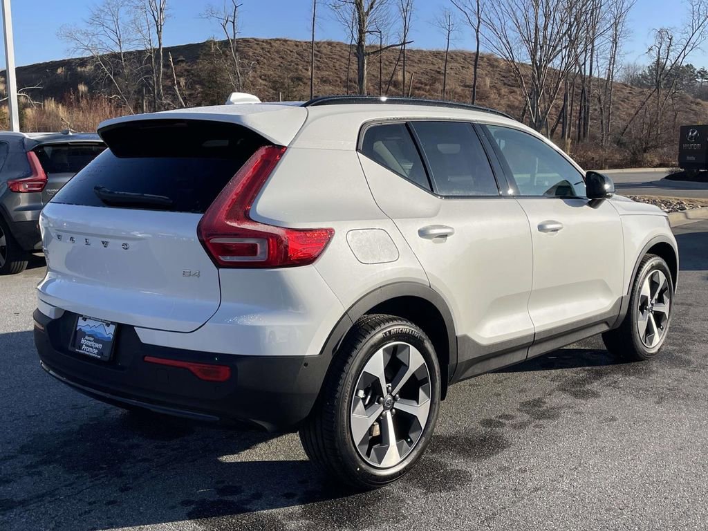 New 2026 Volvo XC40 B4 Plus w/ Protection Package Premier FWD image 28
