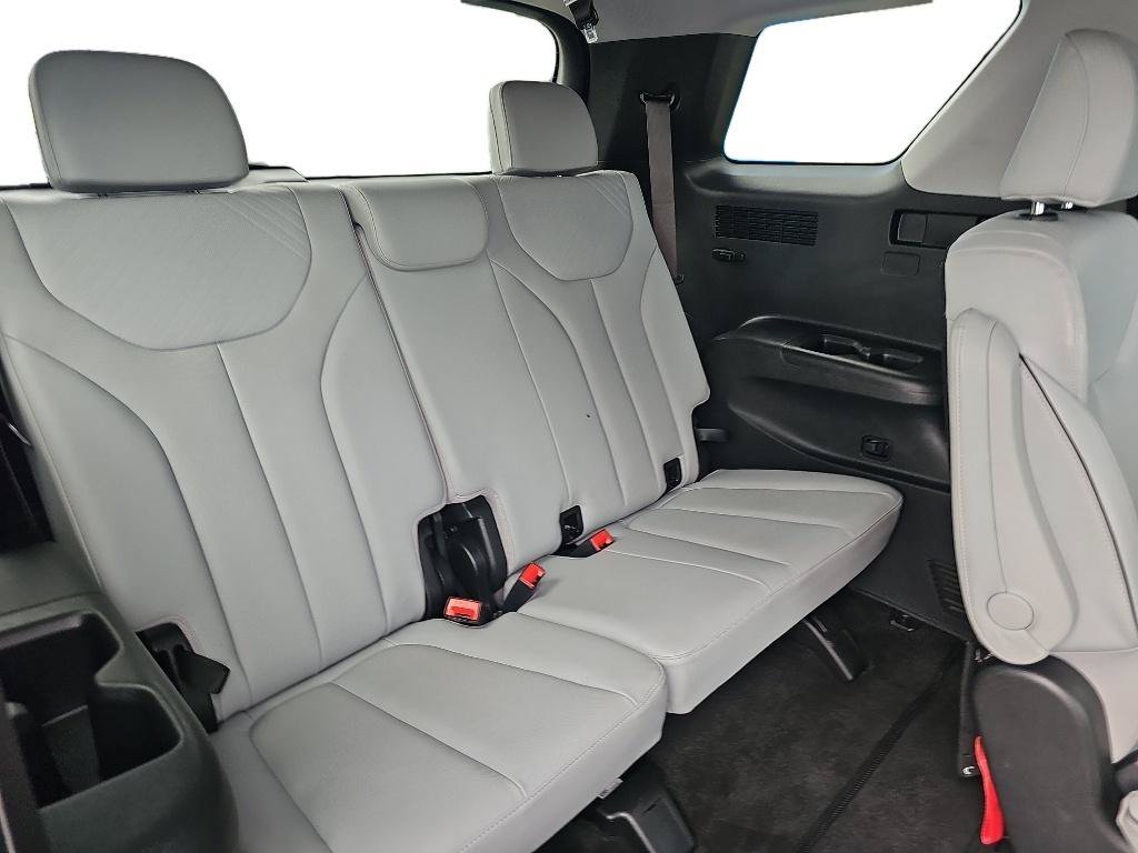 Used 2025 Hyundai Palisade SEL AWD/4WD image 12