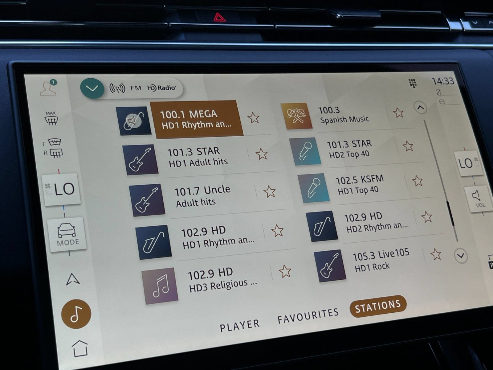 New 2026 Land Rover Range Rover Sport Dynamic SE AWD/4WD image 18