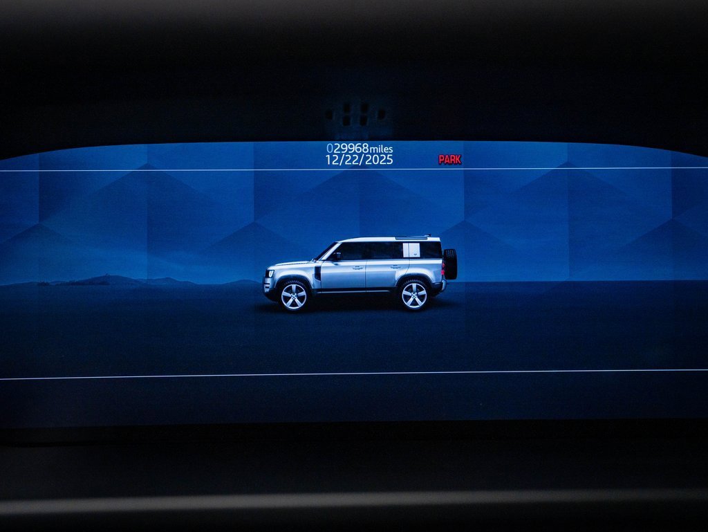 Used 2021 Land Rover Defender 110 X image 29