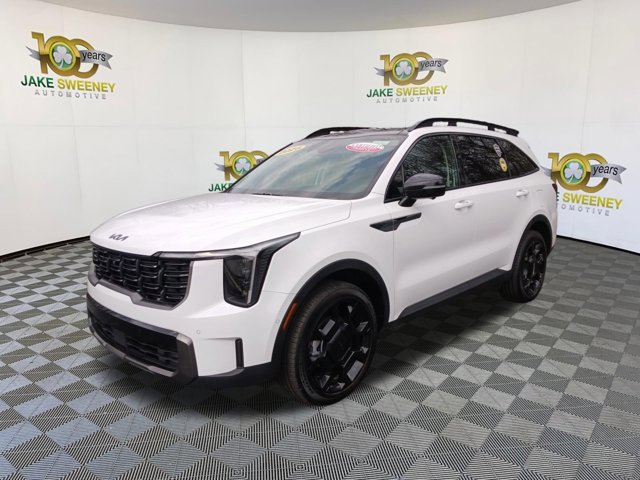 Used 2025 Kia Sorento SX AWD/4WD image 4