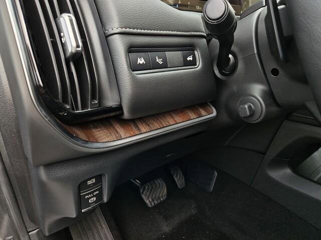 New 2025 Nissan Armada Platinum image 12