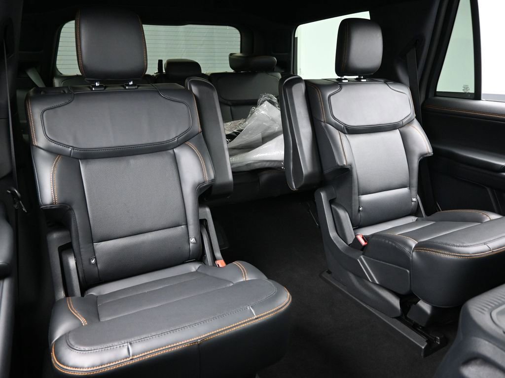 New 2026 Ford Expedition Tremor image 36