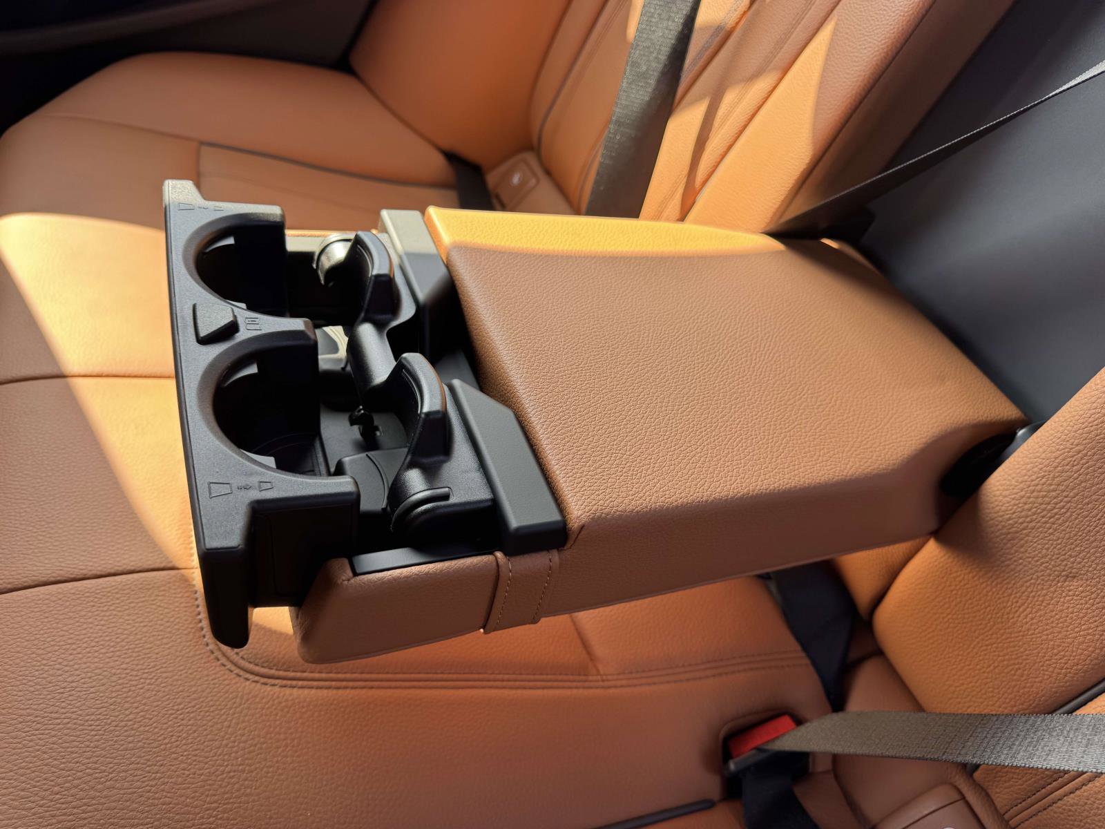 Used 2022 BMW 530i xDrive w/ M Sport Package image 20