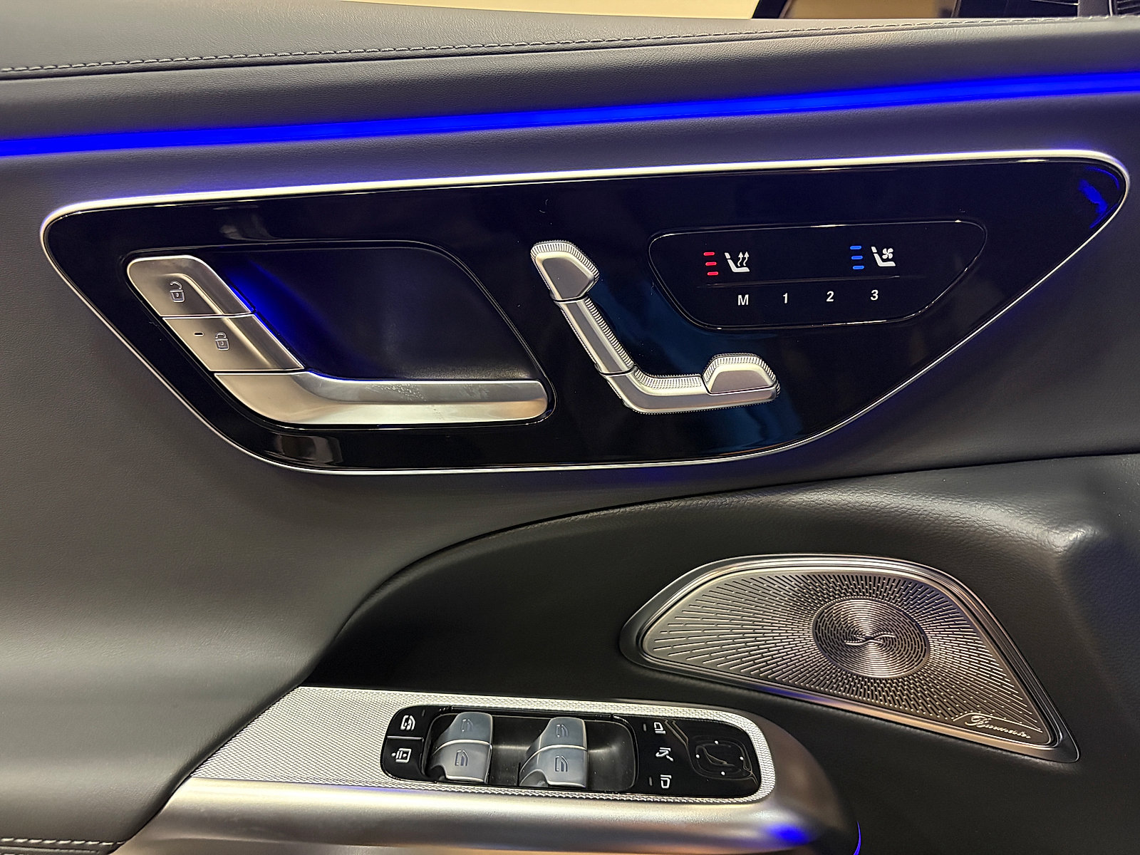 New 2027 Mercedes-Benz E 53 AMG e 4MATIC Sedan image 10