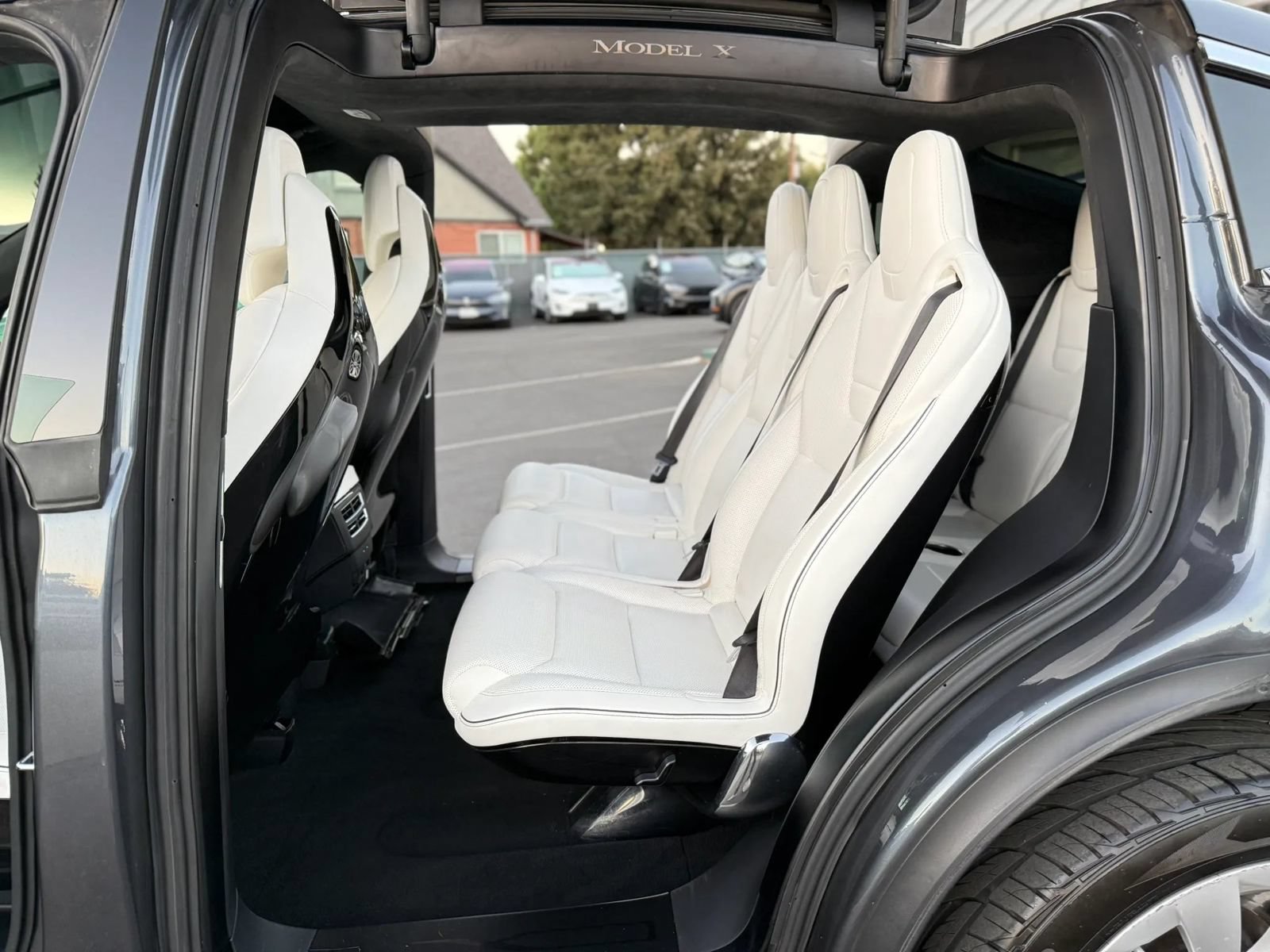 Used 2016 Tesla Model X 75D AWD/4WD image 11