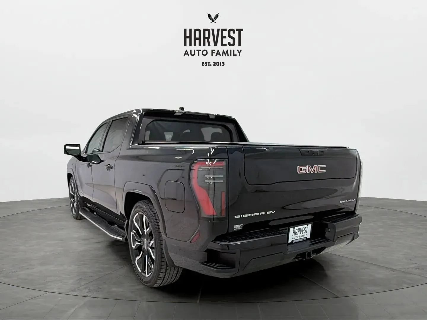 Used 2026 GMC Sierra EV Denali AWD/4WD image 4