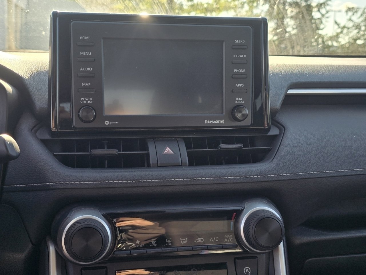 Used 2020 Toyota RAV4 LE w/ All Weather Liner Package image 24