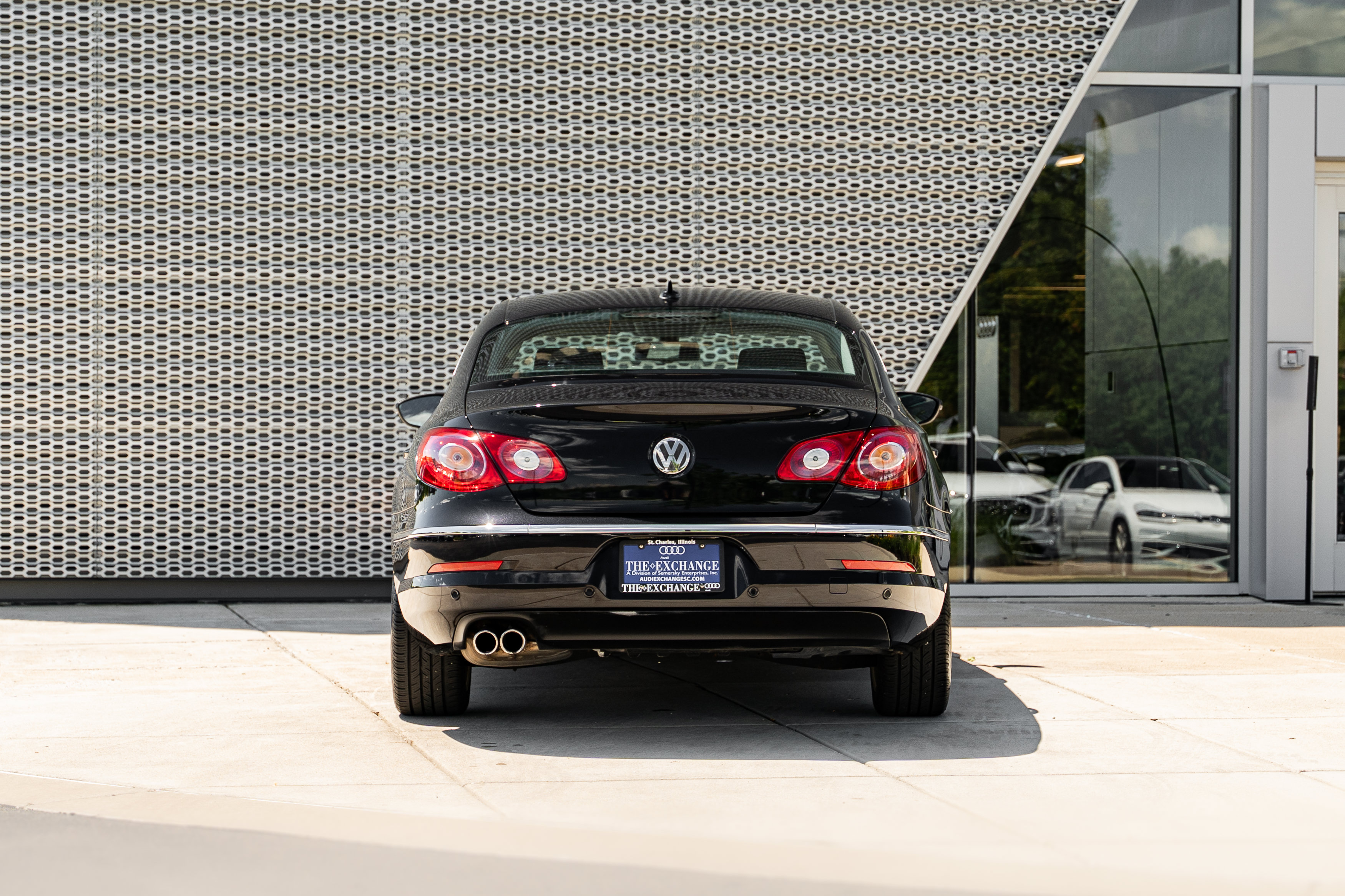 Used 2009 Volkswagen CC Luxury FWD image 26