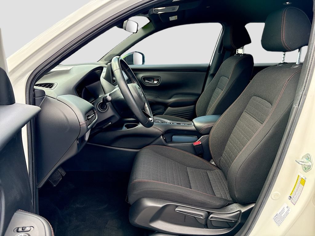 Used 2023 Honda HR-V Sport image 18