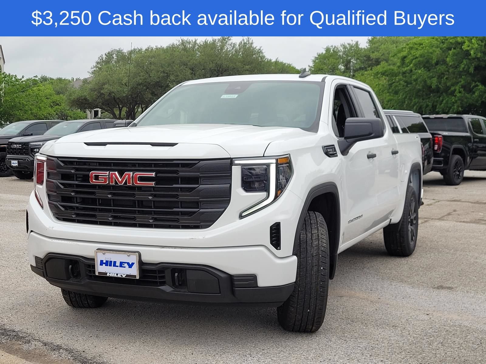 New 2026 GMC Sierra 1500 Pro w/ Graphite Edition AWD/4WD image 2