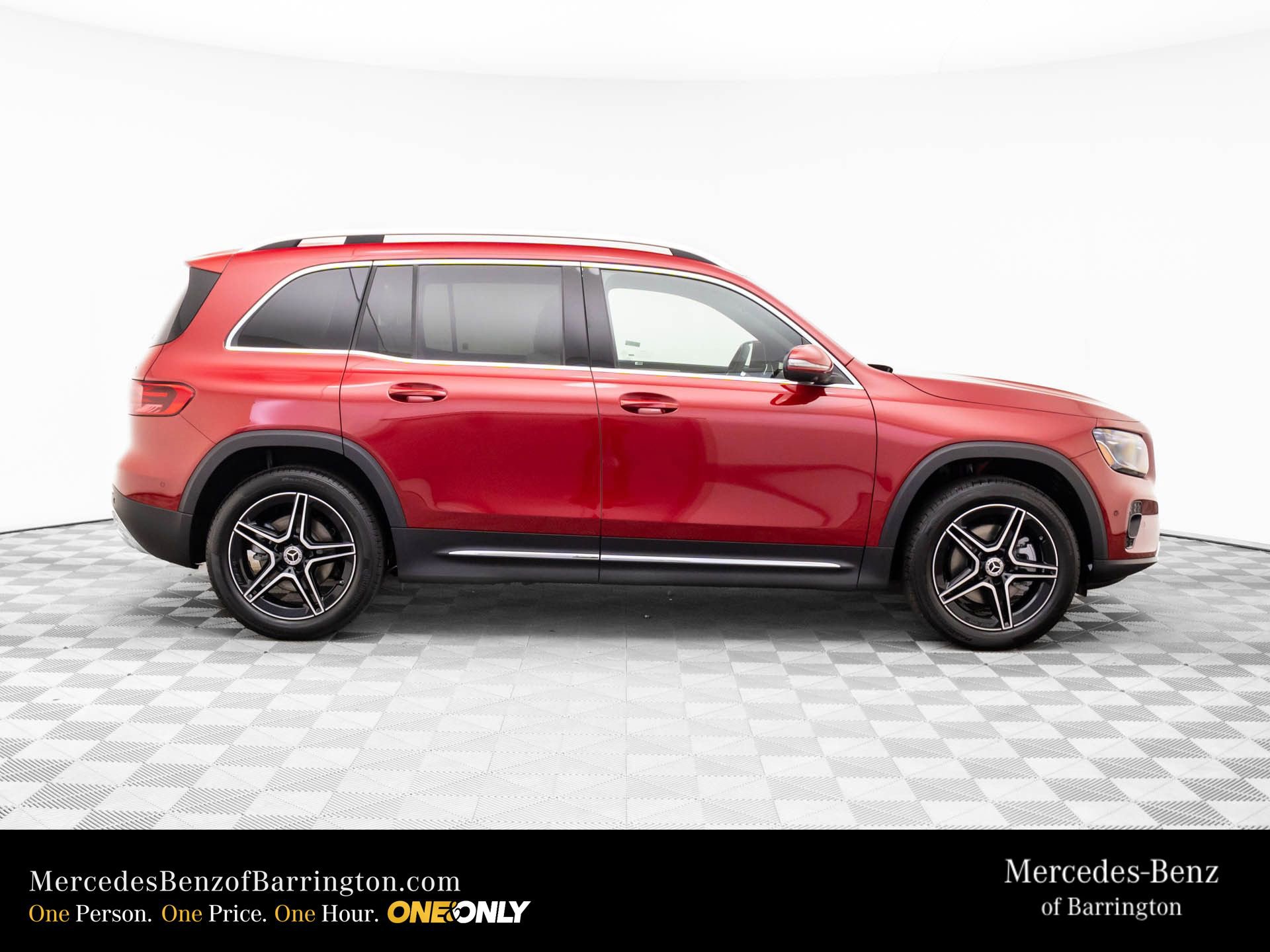 New 2026 Mercedes-Benz GLB 250 4MATIC image 7