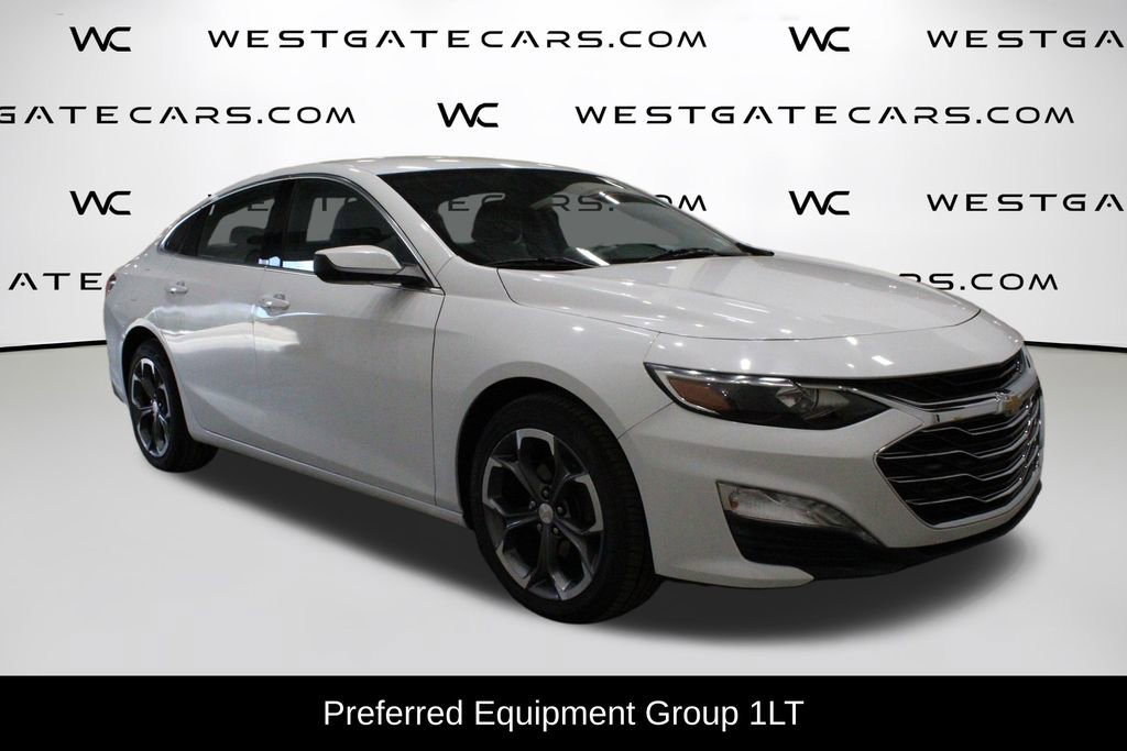 Used 2022 Chevrolet Malibu LT image 2