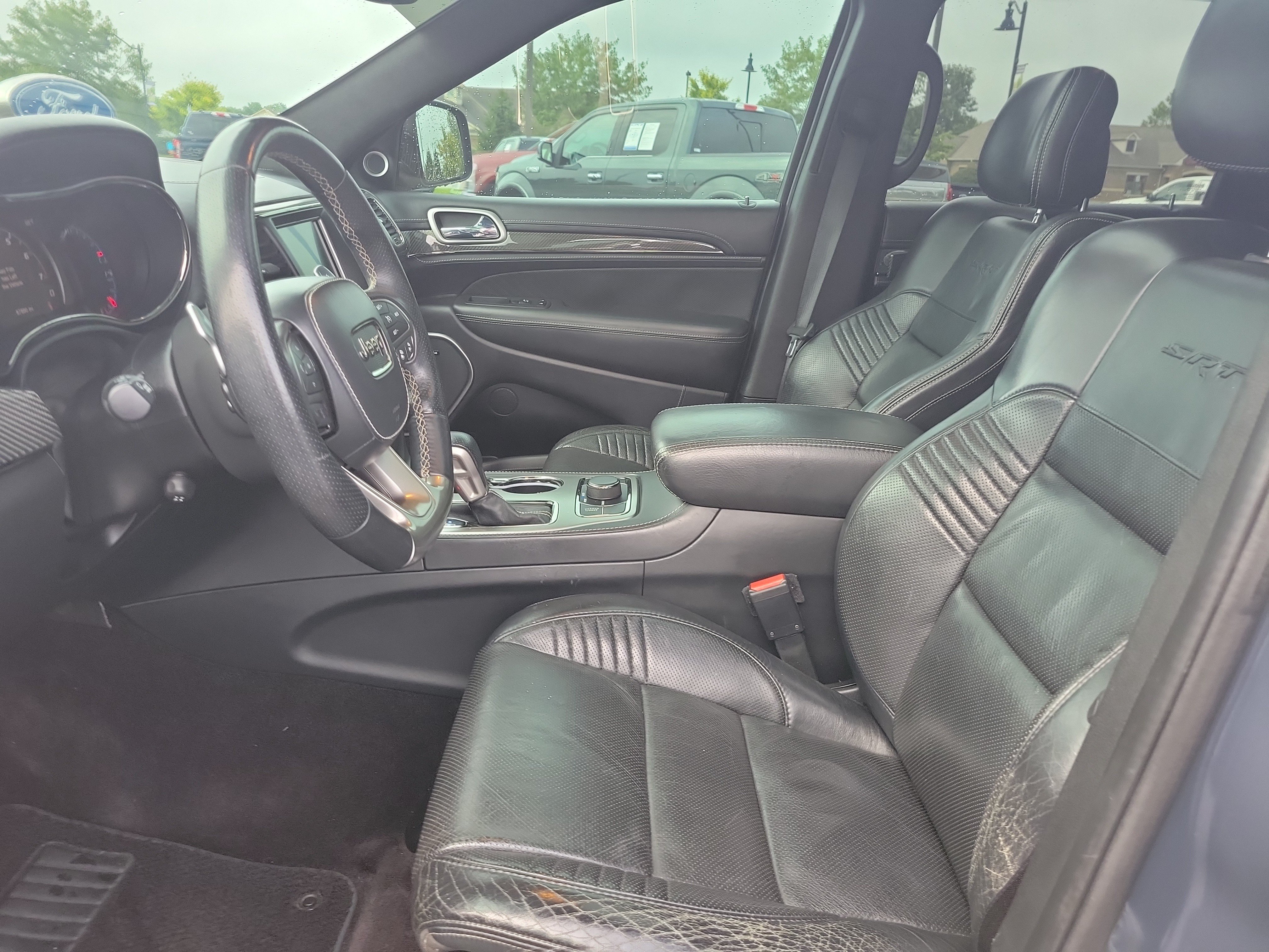 Used 2017 Jeep Grand Cherokee SRT AWD/4WD image 18