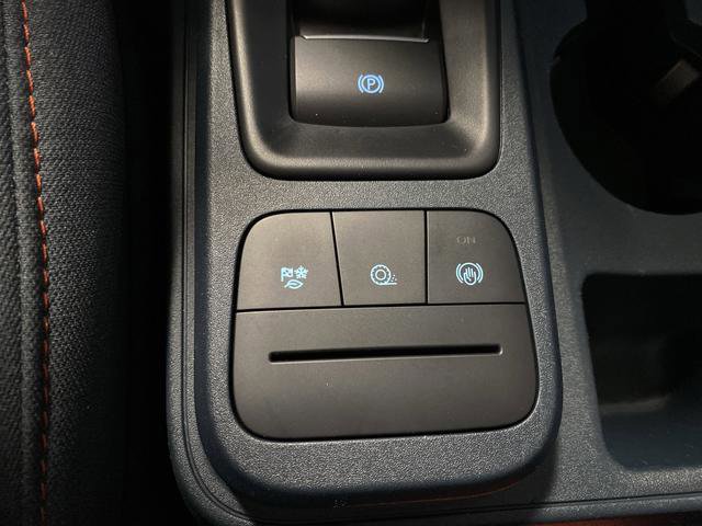 Used 2024 Ford Maverick XLT image 19