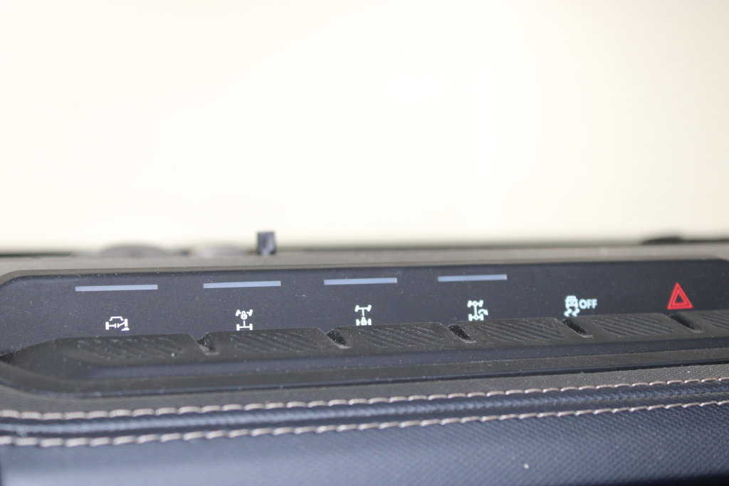 Used 2024 Ford Bronco Raptor w/ Interior Carbon Fiber Pack 6 AWD/4WD image 36