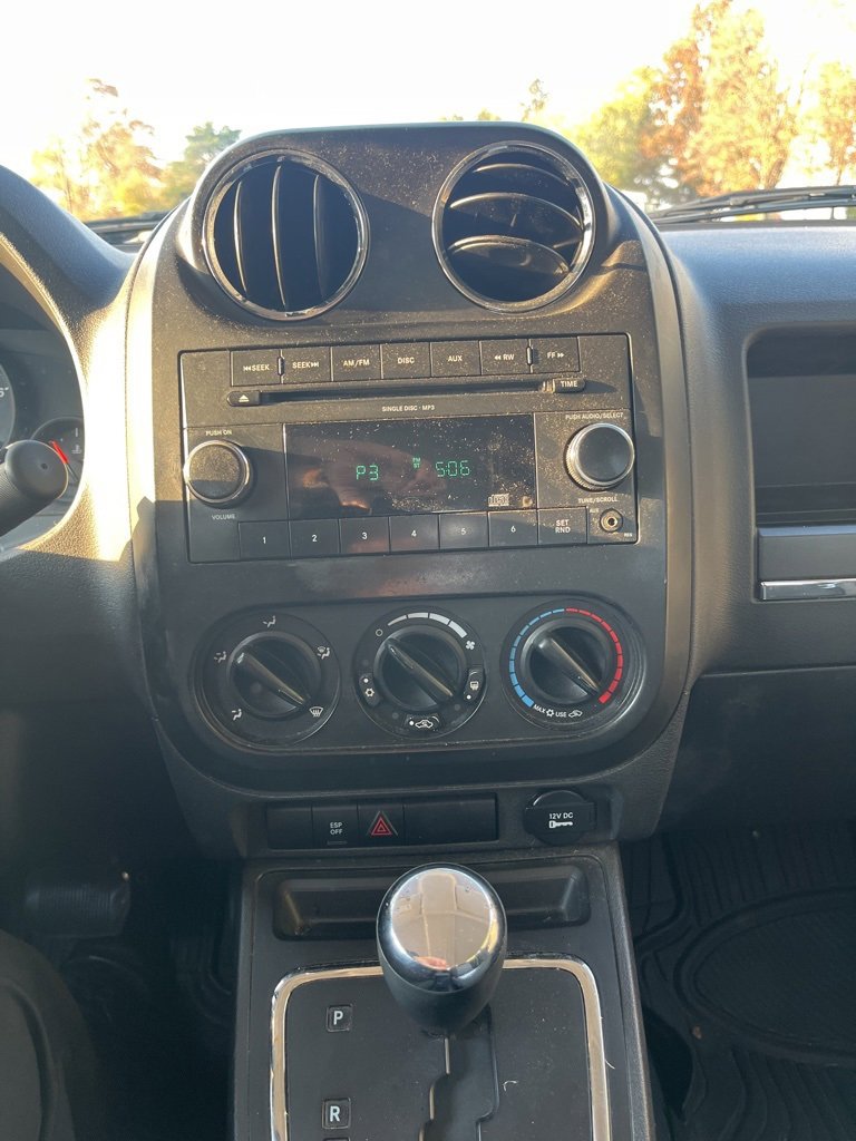 Used 2009 Jeep Patriot Sport image 16