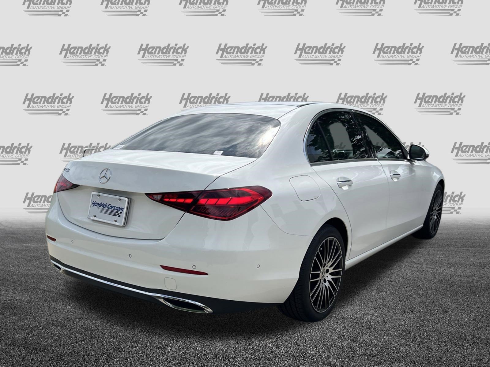 Used 2025 Mercedes-Benz C 300 Sedan image 9