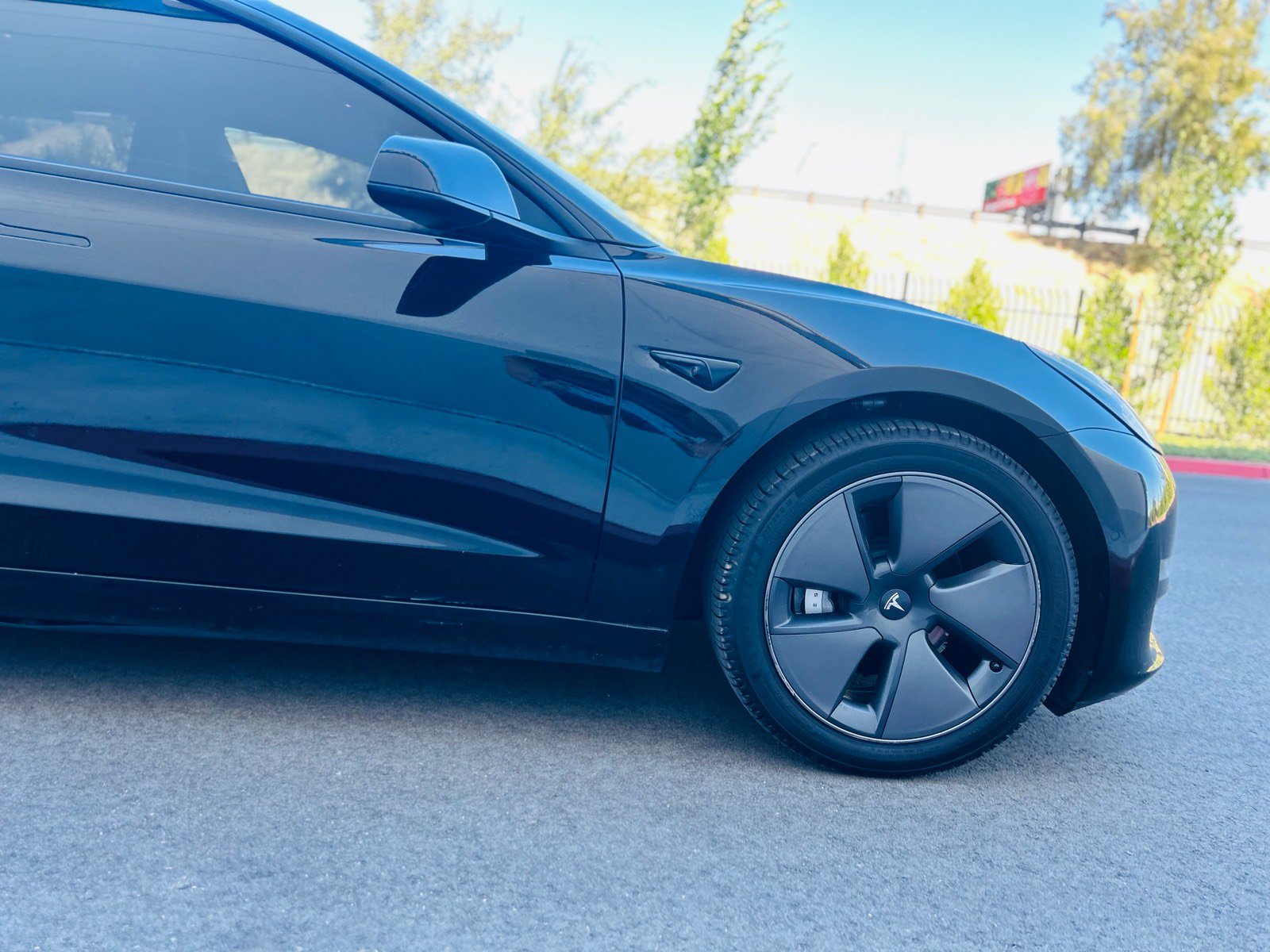 Used 2021 Tesla Model 3 Long Range AWD/4WD image 18