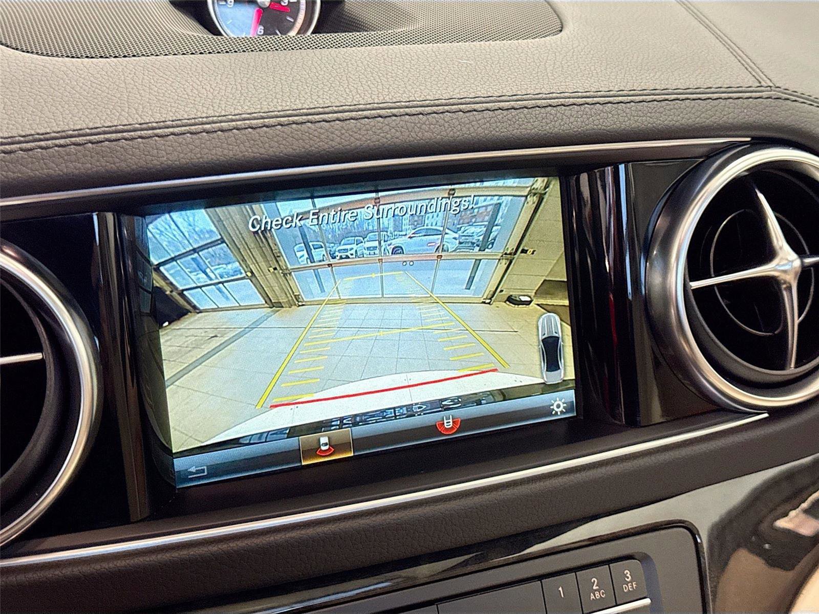 Used 2017 Mercedes-Benz SL 550 image 14