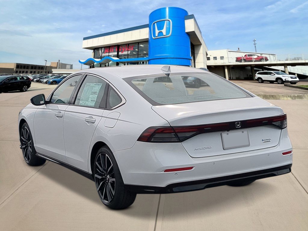 New 2026 Honda Accord Touring image 3