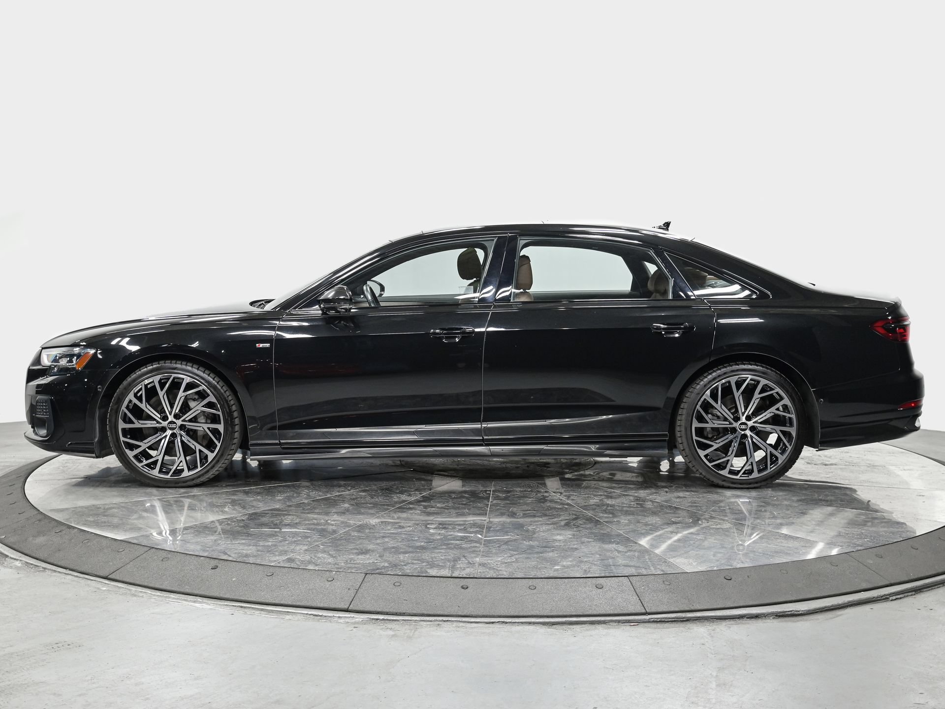 Used 2023 Audi A8 L 3.0T w/ Comfort Plus Package AWD/4WD image 2