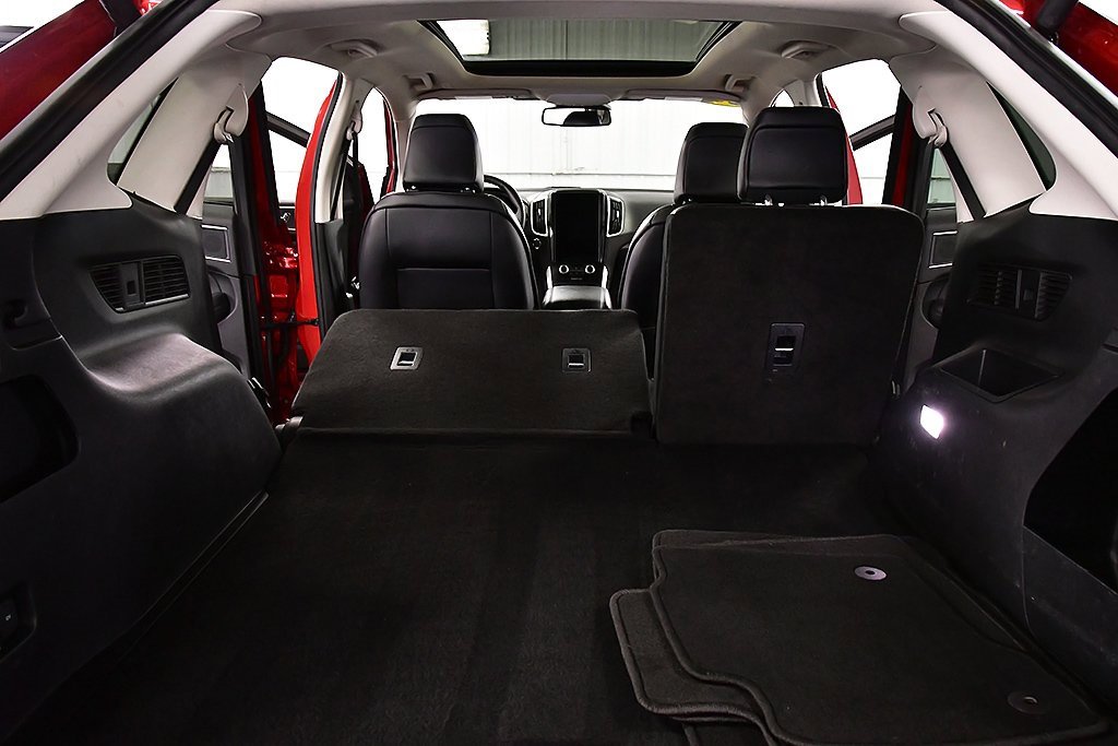 Used 2024 Ford Edge SEL w/ Convenience Package image 32