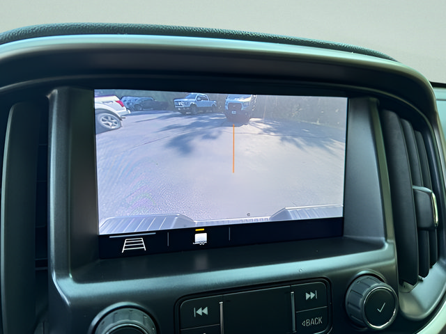 Used 2022 Chevrolet Colorado Z71 AWD/4WD image 8
