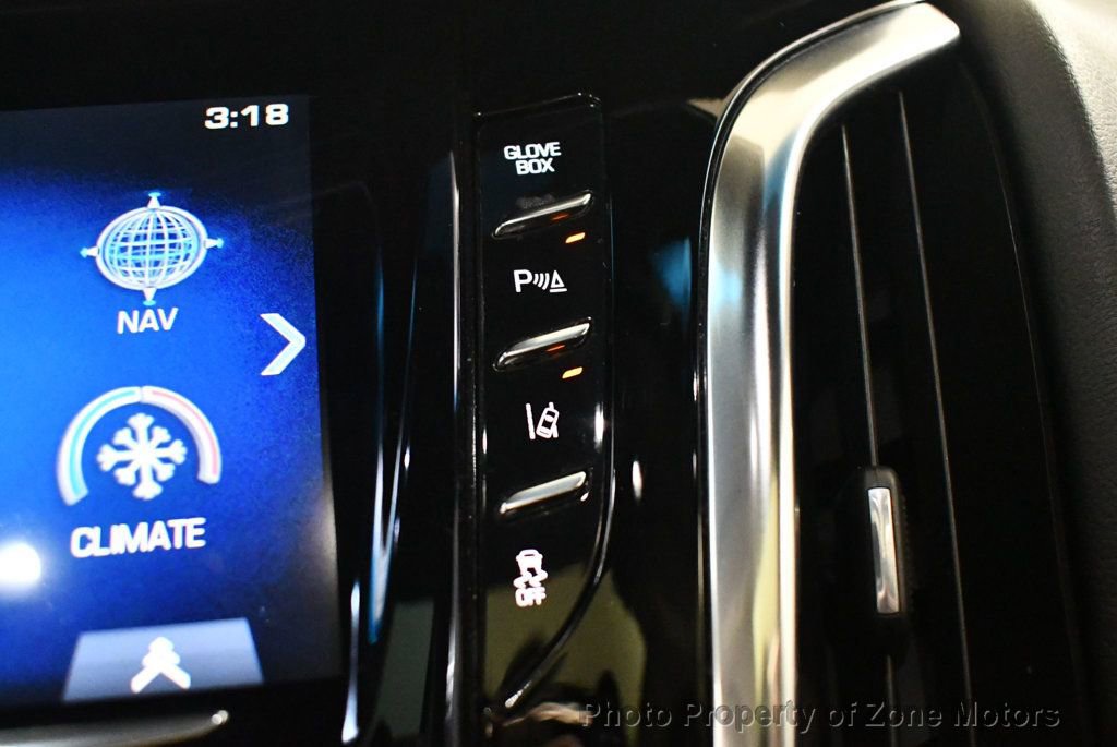 Used 2015 Cadillac Escalade Premium image 46