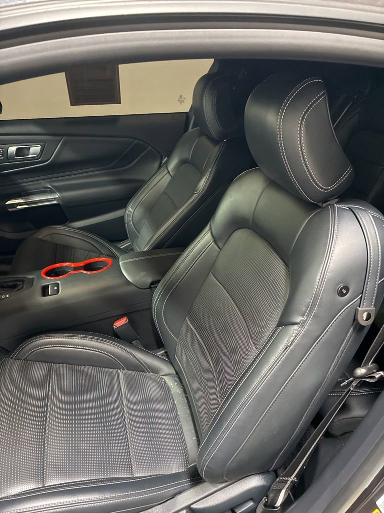 Used 2024 Ford Mustang GT Premium image 9