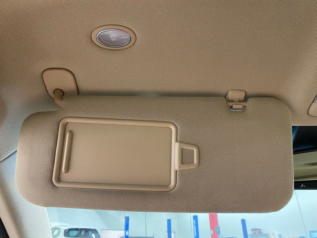 Used 2016 Hyundai Genesis 3.8 image 29