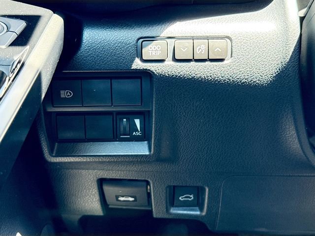 Used 2025 Lexus IS 350 F Sport w/ Accessory Package image 32