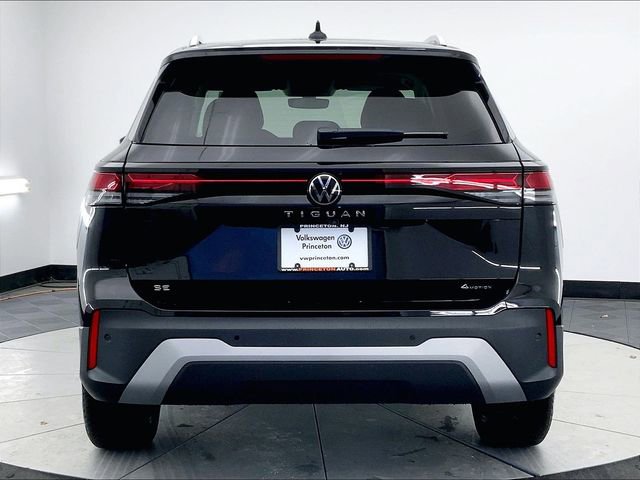 New 2026 Volkswagen Tiguan SE image 5