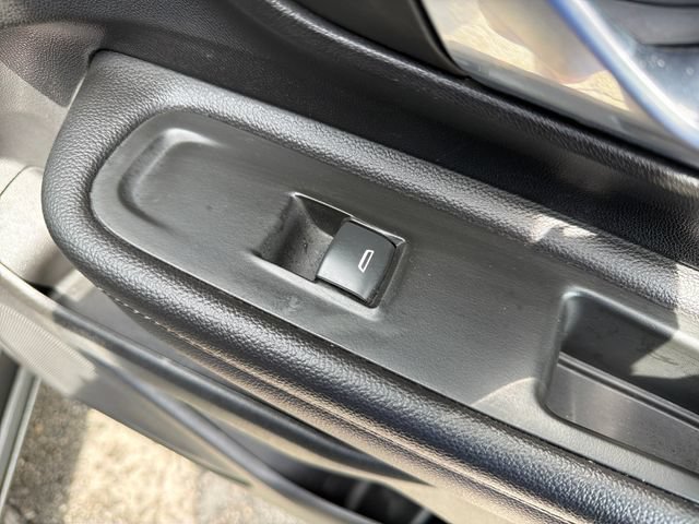 Used 2022 GMC Terrain SLE w/ Driver Convenience Package FWD image 23