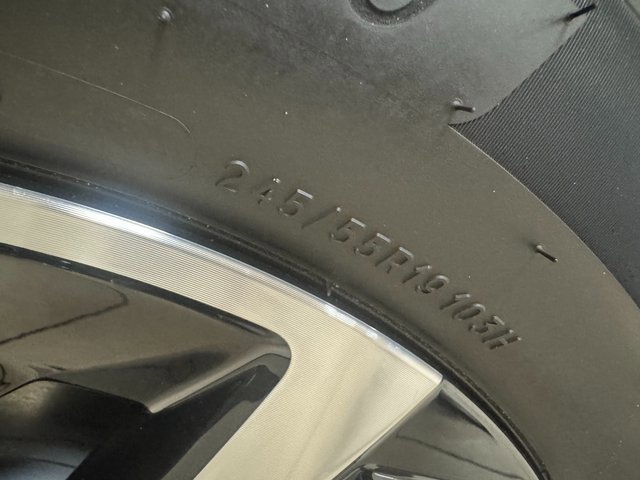 Used 2025 Chevrolet Equinox EV LT w/ Convenience Package image 23