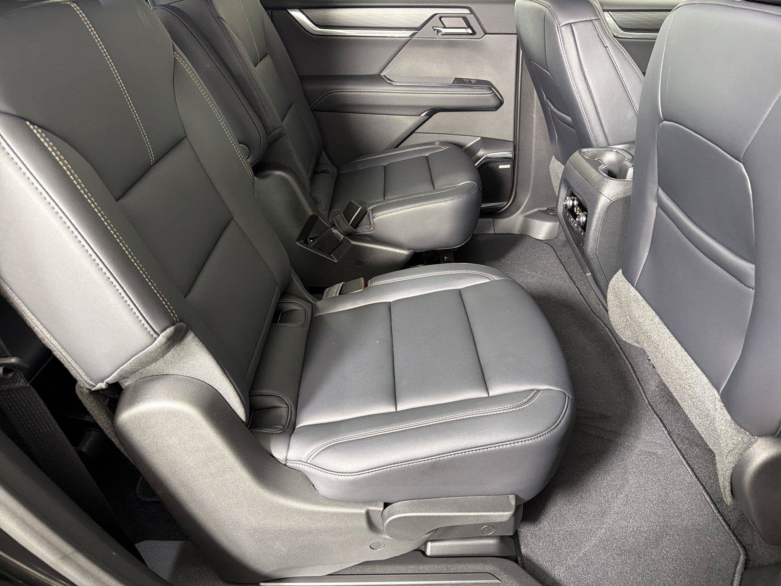 New 2027 GMC Acadia Elevation w/ Black Edition FWD image 14