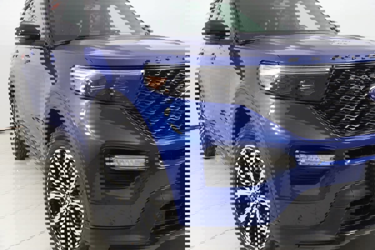 Used 2020 Ford Explorer ST w/ Premium Technology Package image 20