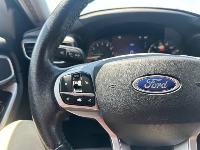 Used 2021 Ford Explorer XLT w/ Equipment Group 202A RWD image 39