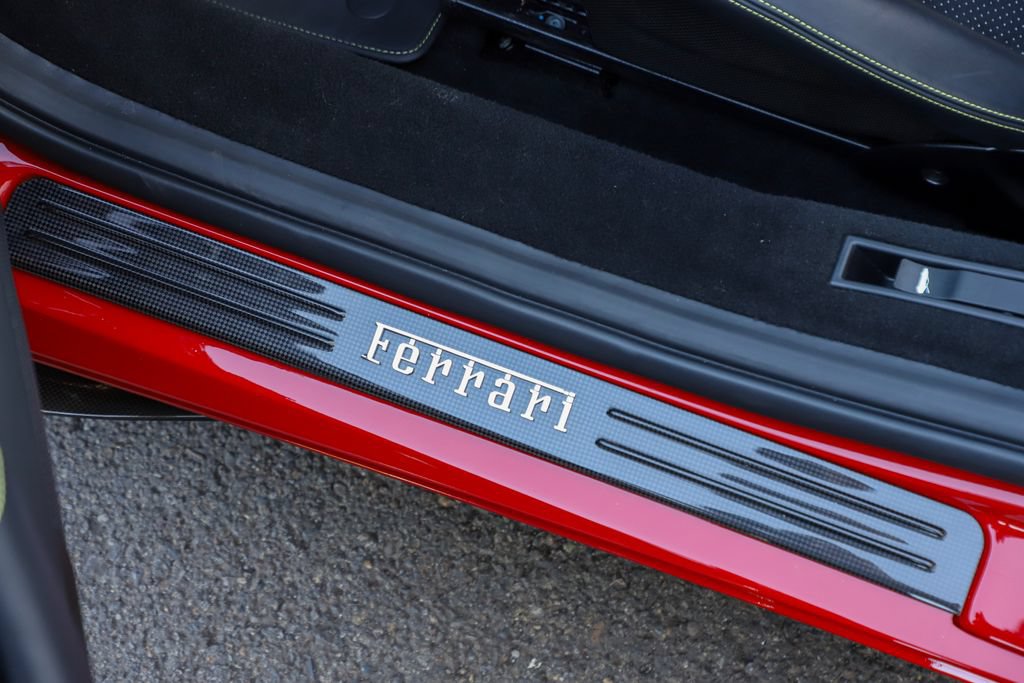 Certified 2022 Ferrari F8 Tributo RWD image 65