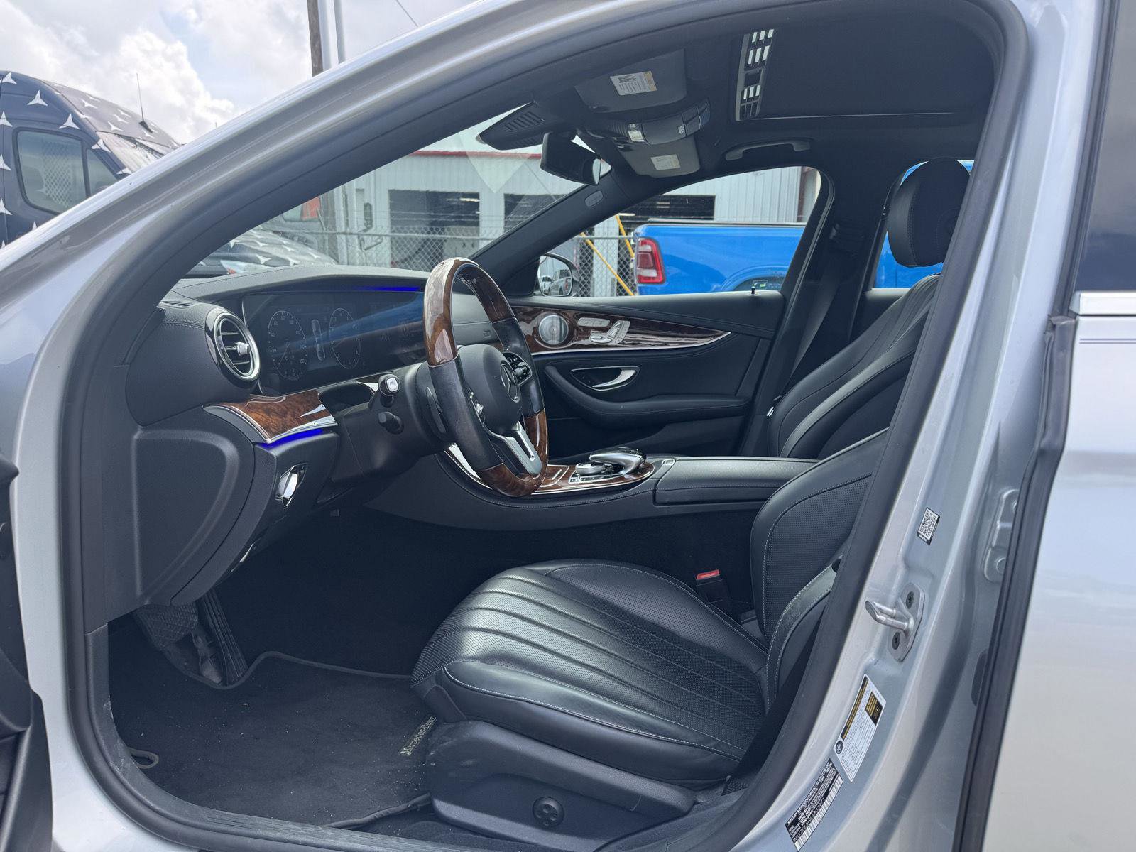 Certified 2020 Mercedes-Benz E 450 4MATIC Sedan image 5