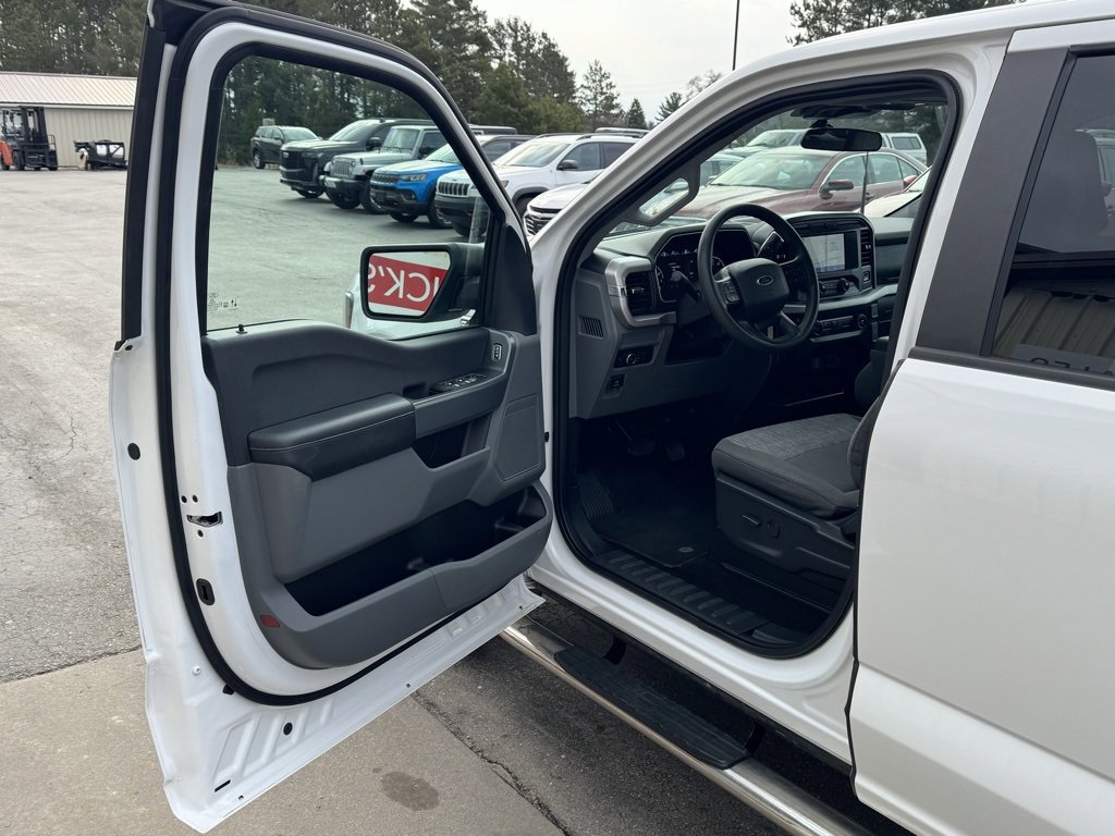 Used 2023 Ford F150 XLT image 9
