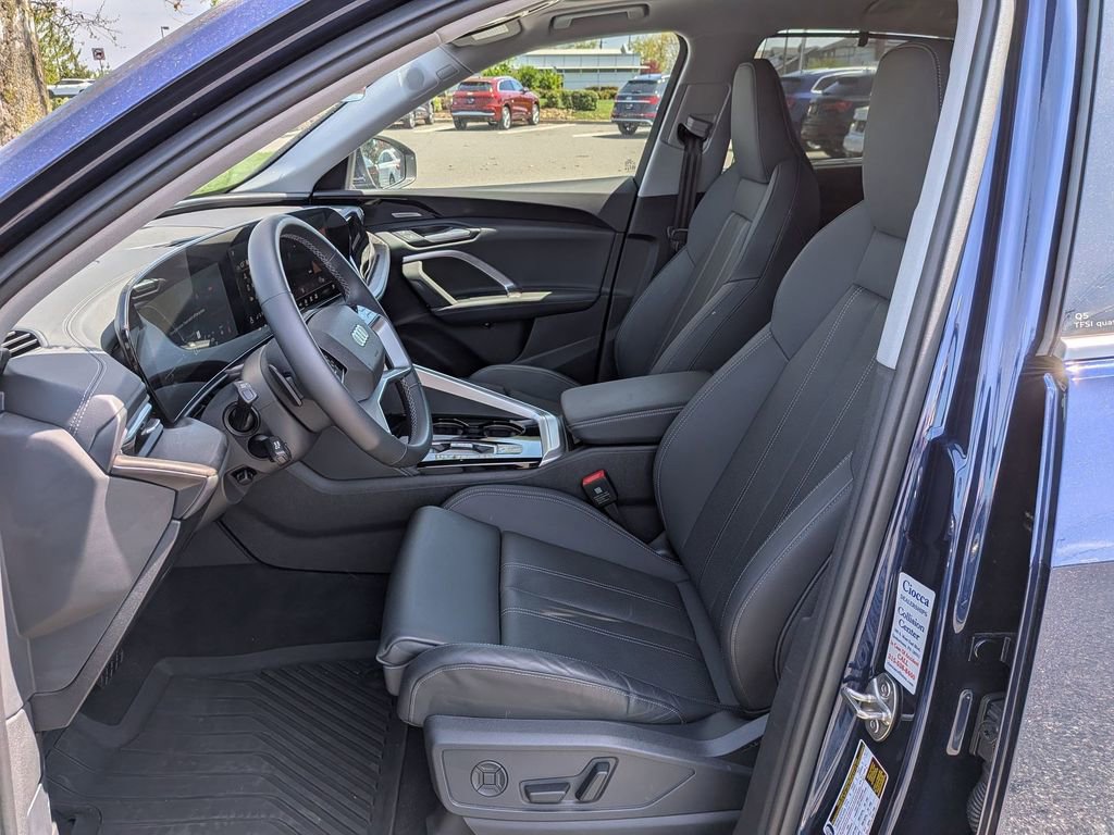 Certified 2025 Audi Q5 Premium w/ Premium Plus AWD/4WD image 21