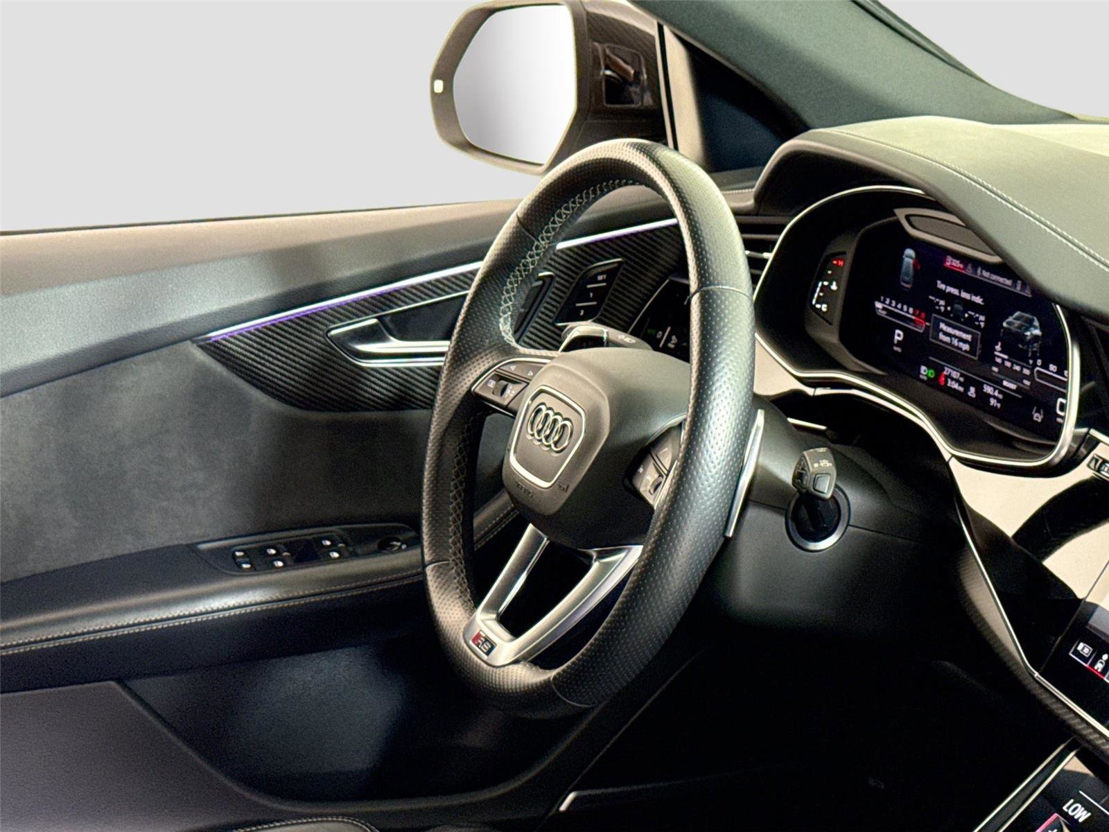 Used 2022 Audi RS Q8 image 35