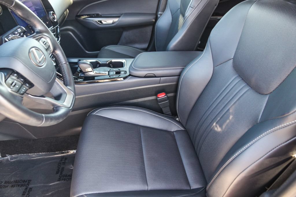 Certified 2025 Lexus NX 250 FWD image 19