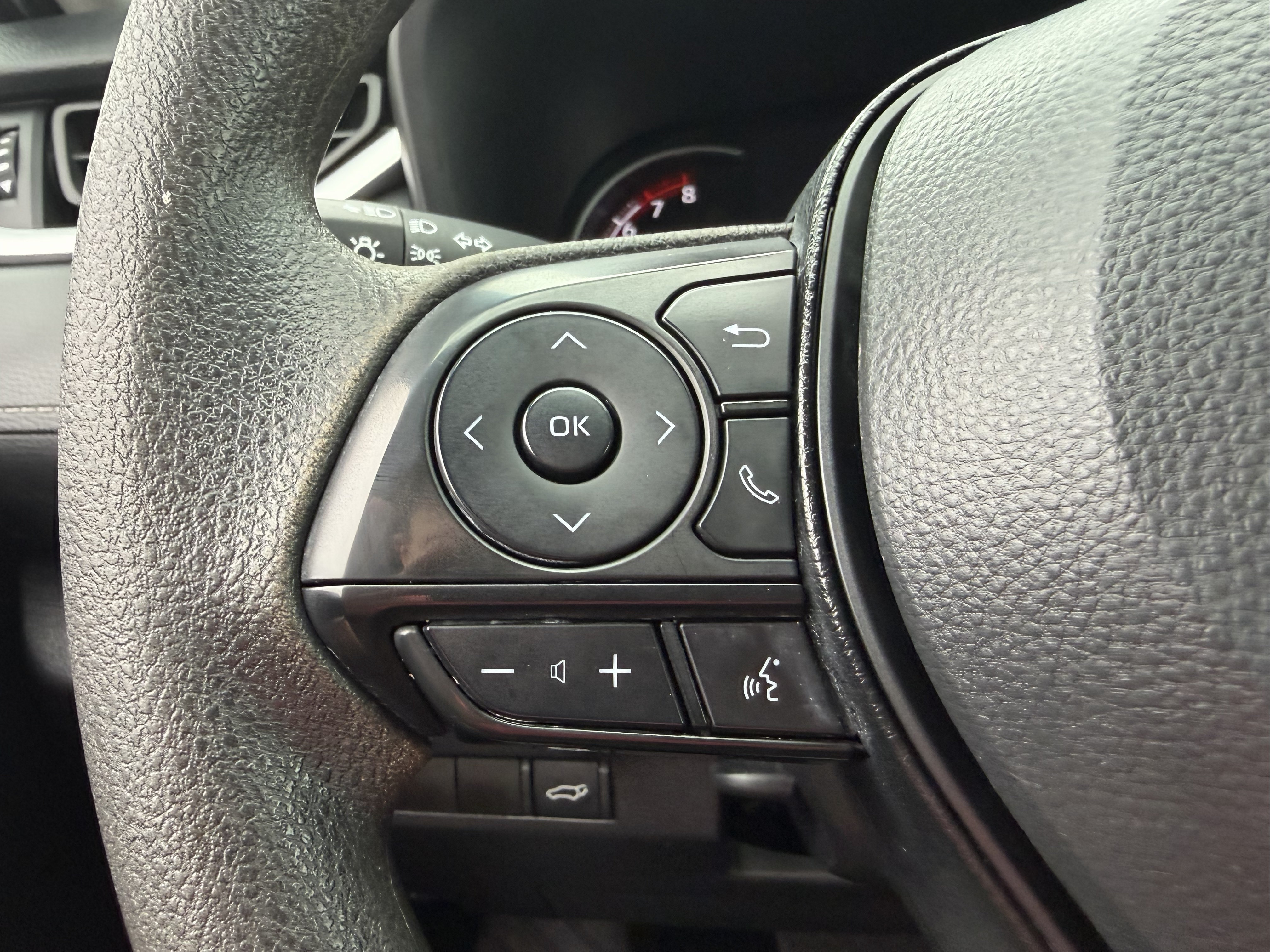 Certified 2025 Toyota RAV4 XLE w/ Convenience Package AWD/4WD image 26